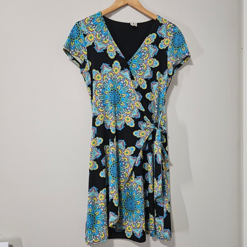 Madison Womens Faux Wrap Dress Black Blue Yellow Mandala Print V-Neck Small